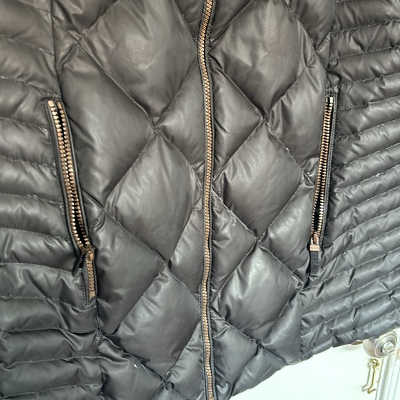 Marc New York Black Hooded Down Coat with pockets.  Size 16/18 - Picture 2 of 8